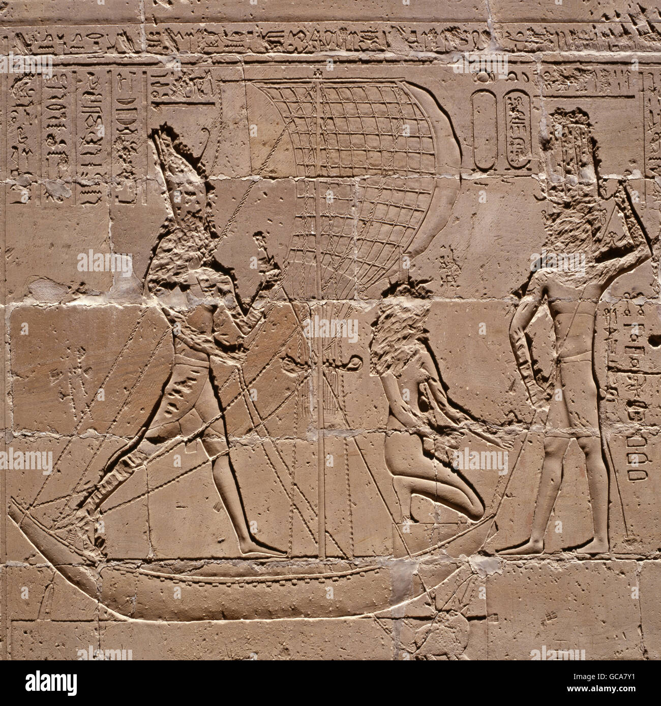 Bildende Kunst, antike, Ägypten, Horus Tempel, Pharao im Boot, während Nilpferd Jagd, Edfu, Stockfoto