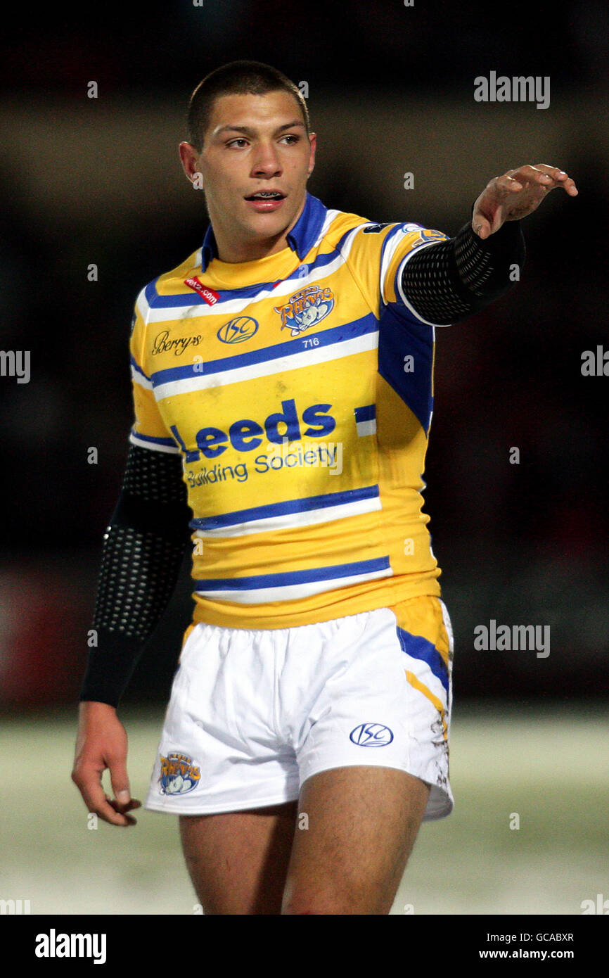 Rugby League - Engage Super League - Celtic Crusaders gegen Leeds Rhinos - Pferderennbahn. Ryan Hall, Leeds Rhinos Stockfoto