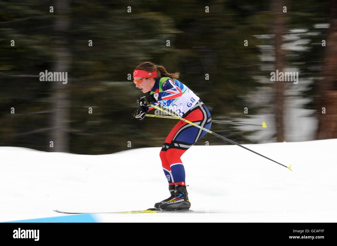 Großbritanniens Fiona Hughes in Aktion im Womens 10 km Freies Skilanglauf im Whistler Olympic Park, Whistler, Kanada. Stockfoto