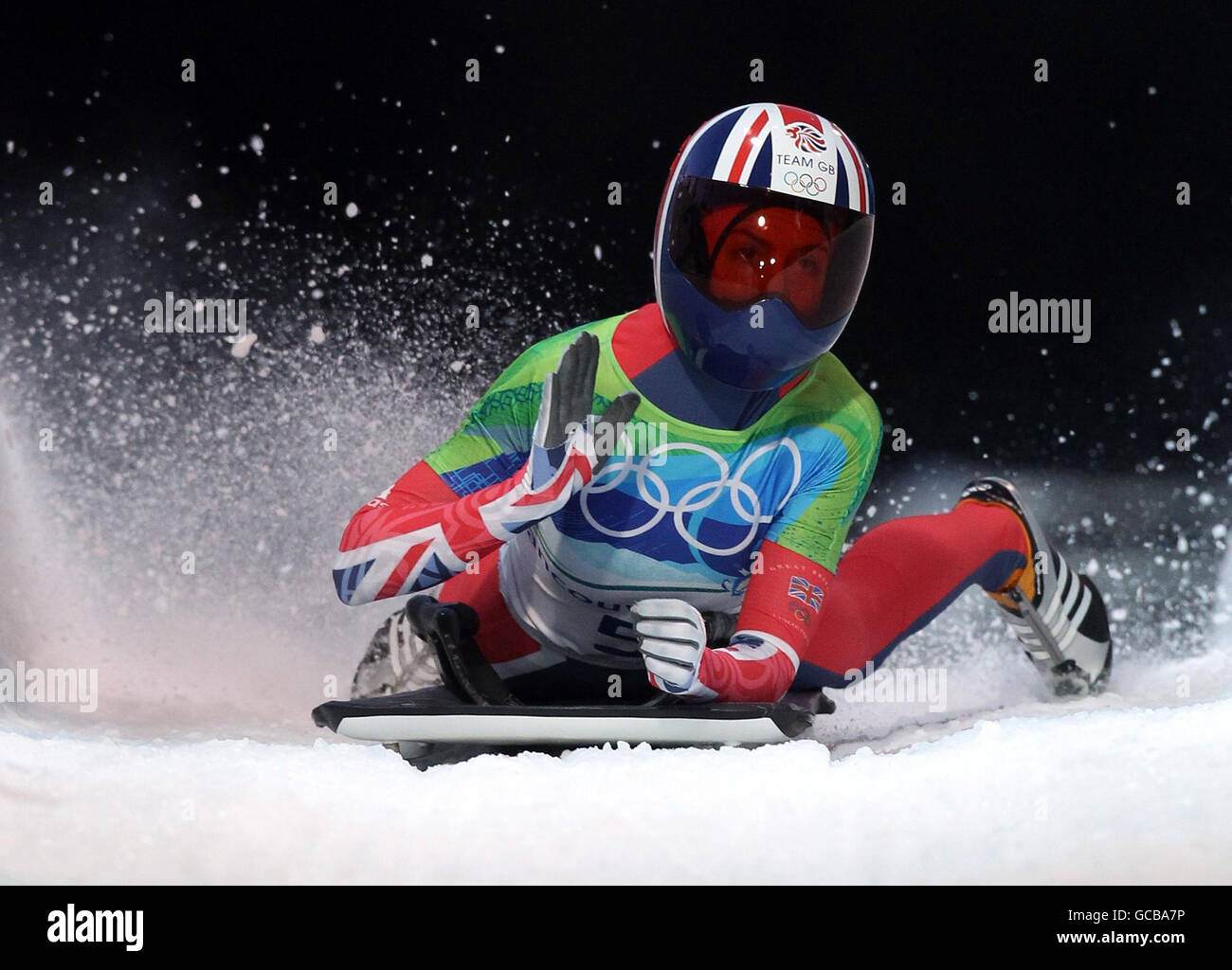 Die britische Amy Williams überquert die Linie und gewinnt das Women's Skeleton im Whistler Sliding Center, Whistler, Kanada. Stockfoto