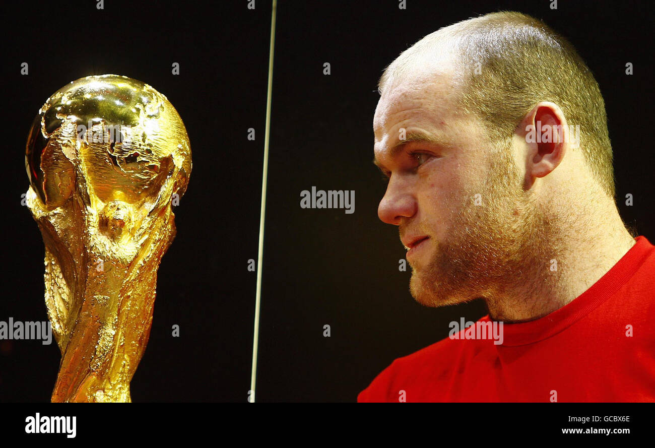 Fußball - Wayne Rooney World Cup Photocall - Earls Court Stockfoto