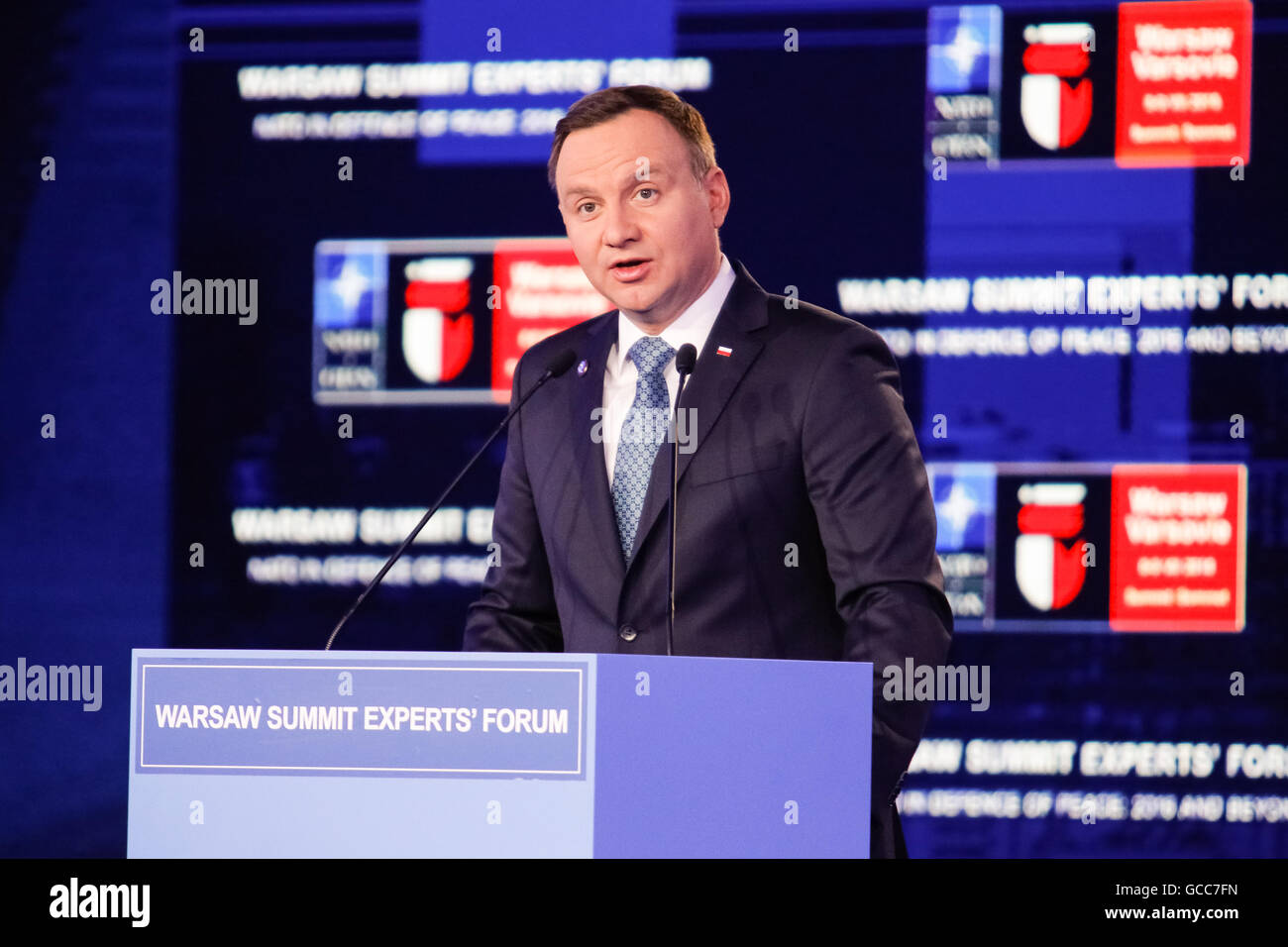 Warschau, Polen. 8. Juli 2016. Warschau, Polen. 8. Juli 2016. Öffnen die Aussagen des Präsidenten von Polen Andrzej Duda und NATO Secretaty General, Jens Stoltenberg. Intrudoctory Remercs.  Hier Kredit-Präsident Andrzej Duda © Dominika Zarzycka/Alamy Live-Nachrichten: Dominika Zarzycka/Alamy Live-Nachrichten Stockfoto