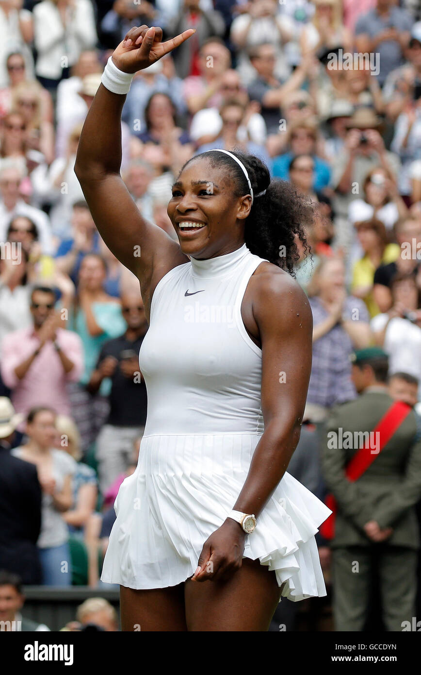 Wimbledon, London, UK. 9. Juli 2016. Serena Williams feiert Win Serena Williams V Angelique Kerber der Wimbledon Championships 2016 die All England Tennis Club, Wimbledon, London, England 9. Juli 2016 Damen Einzel Finaltag der All England Tennis Club, Wimbledon, London, England 2016 Credit: Allstar Bild Bibliothek/Alamy Live-Nachrichten Stockfoto