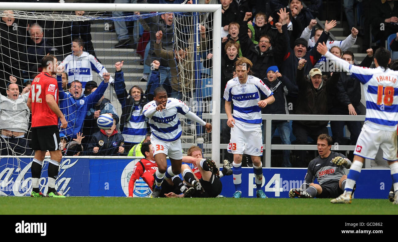 Fußball - Coca-Cola Football League Championship - Queens Park Rangers gegen Swansea City - Loftus Road Stockfoto