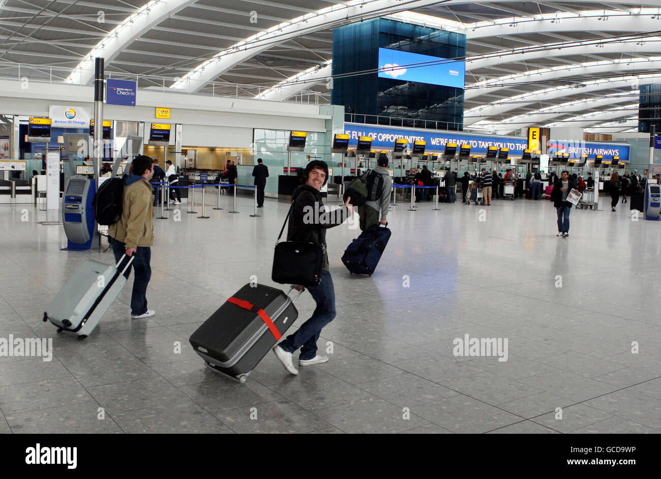 Check-in bei der British Airways Passagiere Tasche Drop, Flughafen  Dulles-IAD, Washington DC USA Stockfotografie - Alamy
