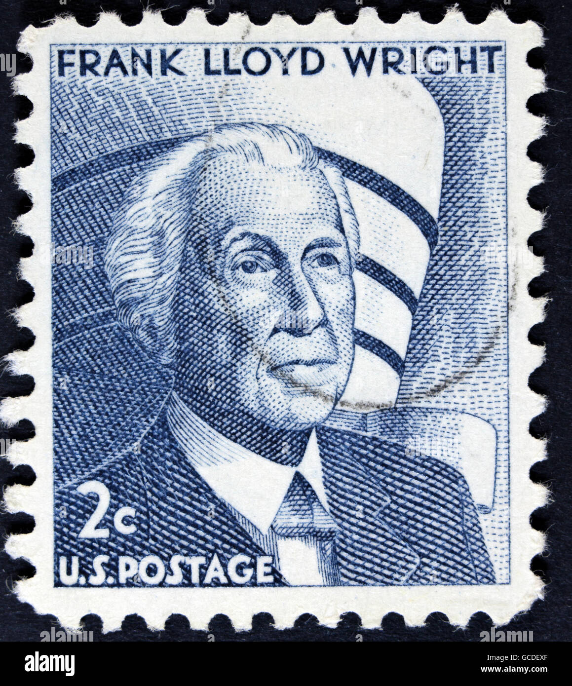 Vereinigte Staaten von Amerika - ca. 1966: Ein gebrauchtes Briefmarke gedruckt in USA zeigt ein Porträt von Frank LLoyd Wright Stockfoto
