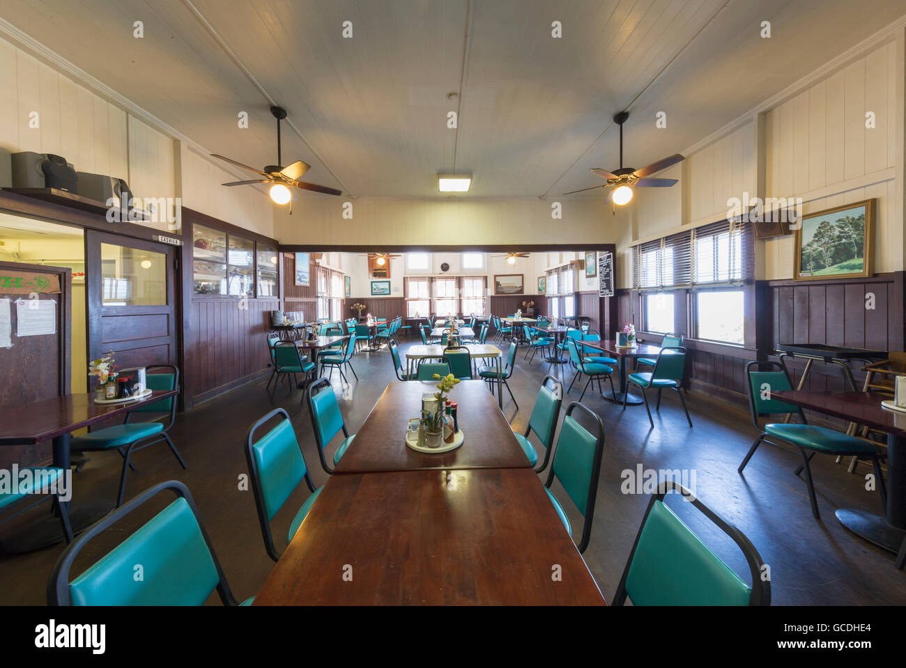 Speisesaal des 100 Jahre alten Mangao Hotels, älteste in Hawaii; Captain Cook, Insel Hawaii, Hawaii, Vereinigte Staaten von Amerika Stockfoto