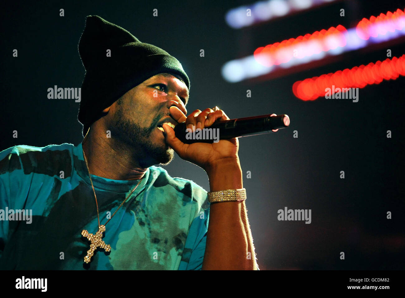 50 Cent spielt live auf der Bühne der NEC LG Arena in Birmingham, England. Stockfoto