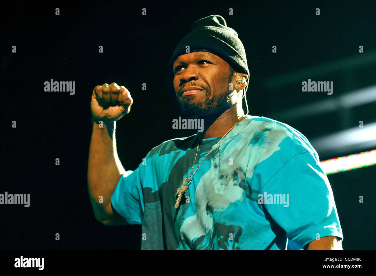 FÜR , NUR IN VERBINDUNG MIT DER TOUR. 50 Cent spielt live auf der Bühne in der NEC LG Arena in Birmingham, England. Stockfoto