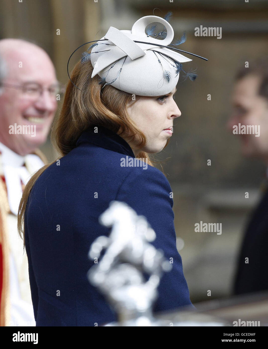 Prinzessin Beatrice nach der Teilnahme an der Ostern Mattins Service in St. George's Chapel, Windsor Castle, Windsor, Berkshire. Stockfoto