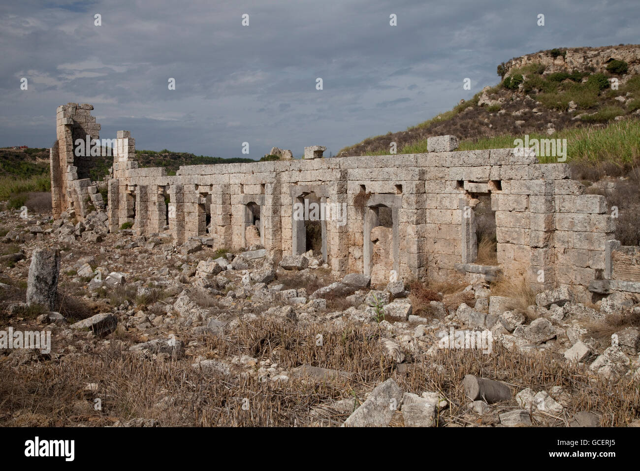 Basilika, antike Ausgrabungsstätte von Perge, Antalya, türkische Riviera, Türkei, Asien Stockfoto