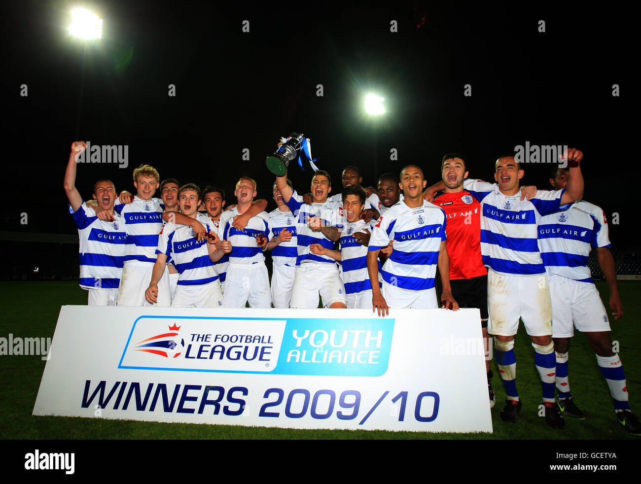 Fußball - Fußball-Liga Jugend Allianz Cup - Finale - Queens Park Rangers V Stockport - Loftus Road Stockfoto