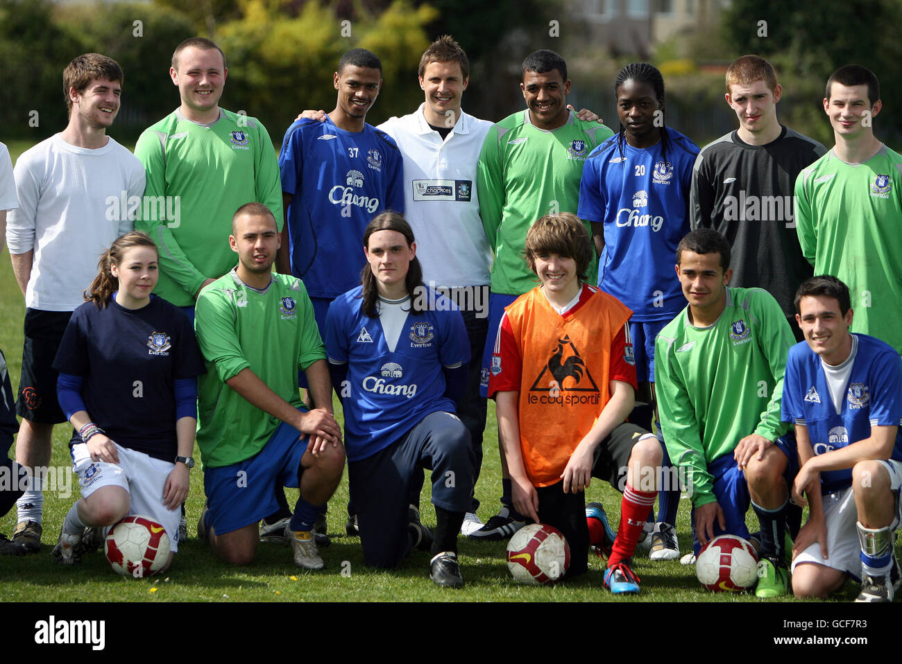 Evertons Phil Jagielka nimmt an einem Creating Chances Event Training Teil Am Childwell Sports College Stockfoto