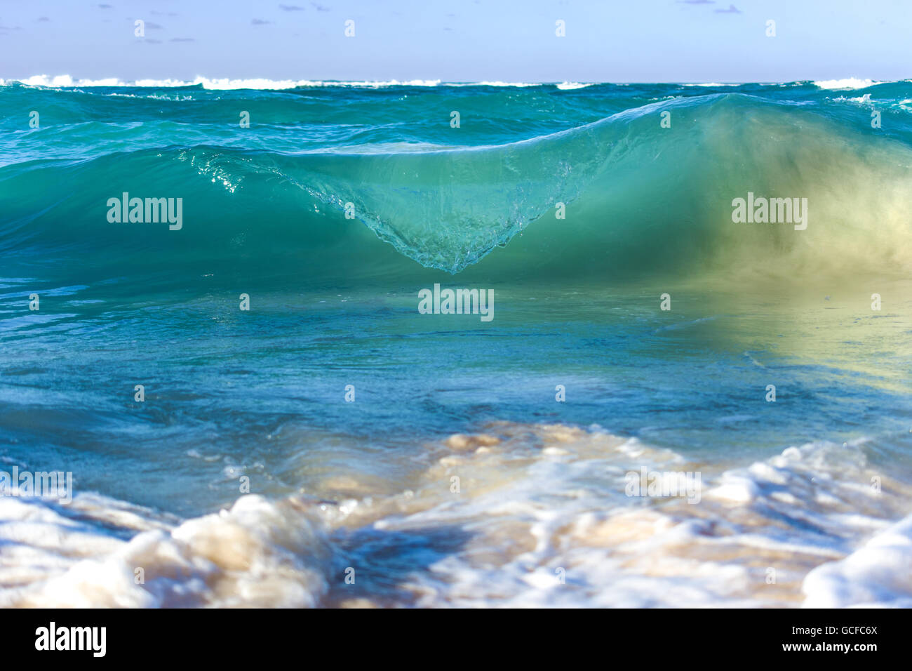 Foto der Welle schoss in Punta Cana, DR mit einem Makro-Objektiv und eine kurze Verschlusszeit. Stockfoto