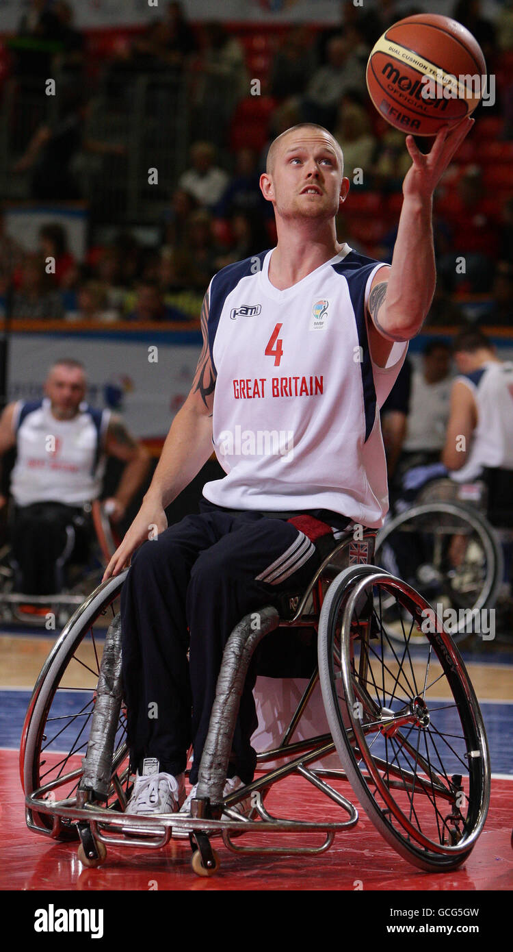 Paralympics - BT Paralympic World Cup 2010 - Tag drei - Manchester. Joe Bestwick von der britischen Basketballmannschaft Stockfoto