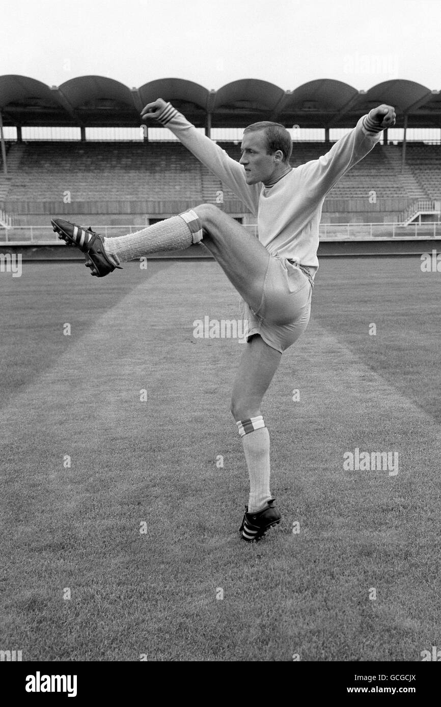 Fußball - League Division Two - Coventry City Photocall - Highfield Road Stadium. Alan Harris, Coventry City. Stockfoto