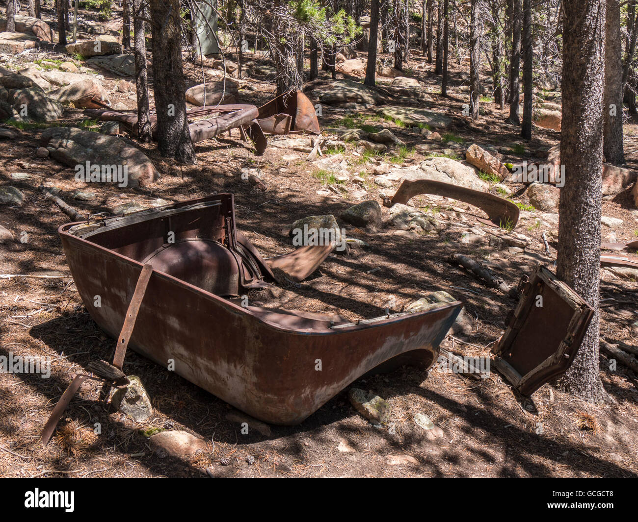 Überreste einer Autokarosserie Pierce-Arrow Old Mill Site, Staunton Staatspark, Kiefer, Colorado. Stockfoto