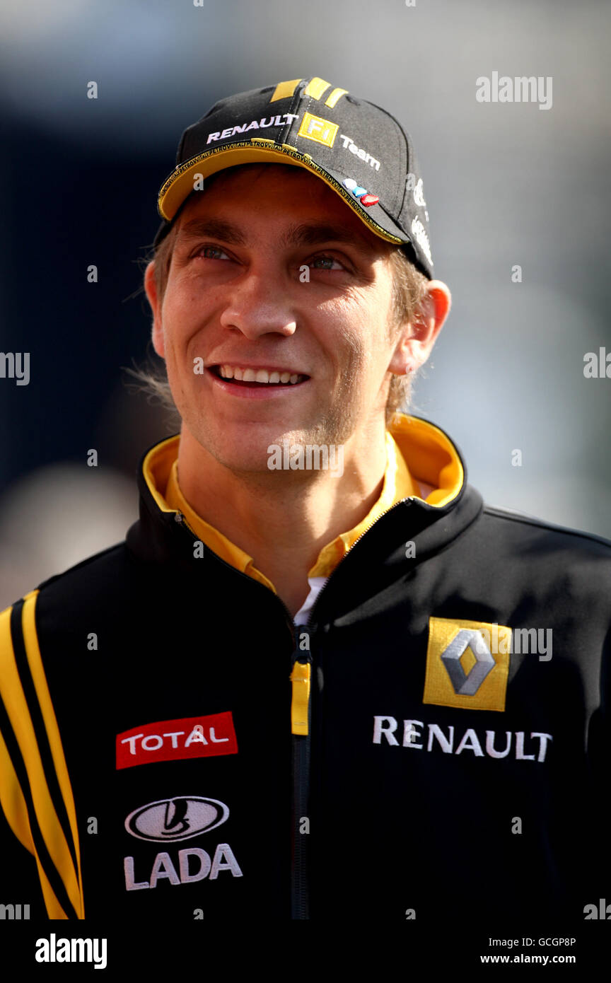 Formel-1-Motorsport - großer Preis von Spanien - Training und Qualifikation - Catalunya Circuit. Vitaly Petrov, Renault Stockfoto