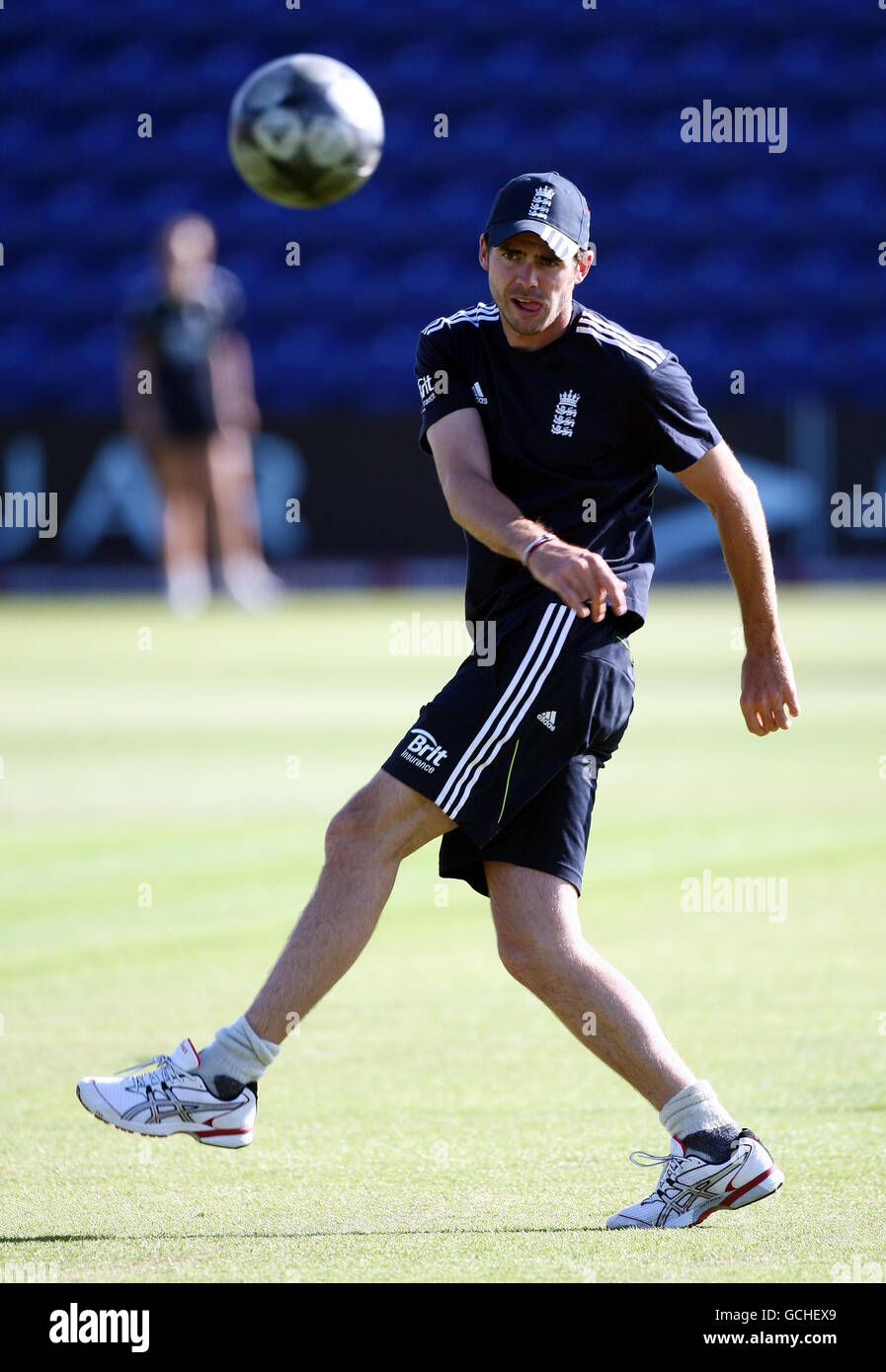 -NatWest Serie - zweite One Day International - England V Deutschland - England-Praxis - SWALEC KricketStadium Stockfoto