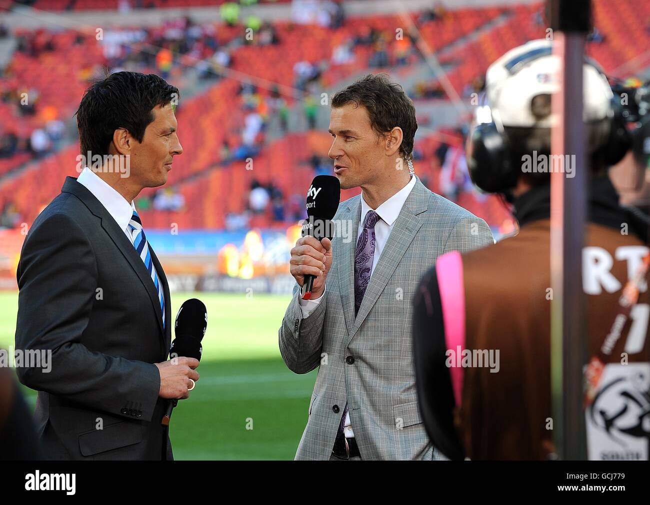 Fußball - 2010 FIFA World Cup South Africa - Gruppe D - Deutschland gegen Serbien - Nelson Mandela Bay Stadium Stockfoto