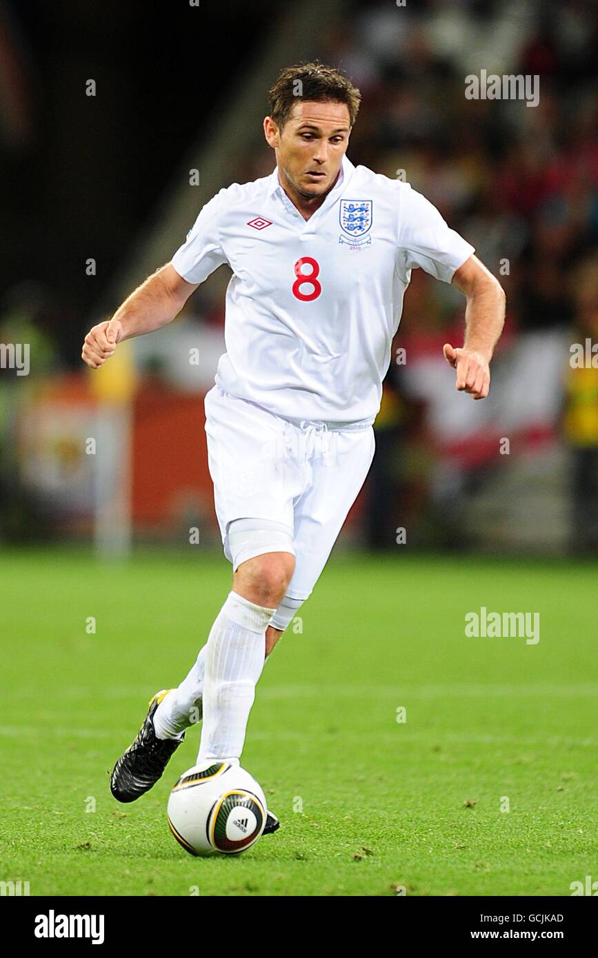 Fußball - FIFA Fußball-Weltmeisterschaft Südafrika 2010 - Gruppe C - England - Algerien - Green Point Stadium. Frank Lampard, England Stockfoto