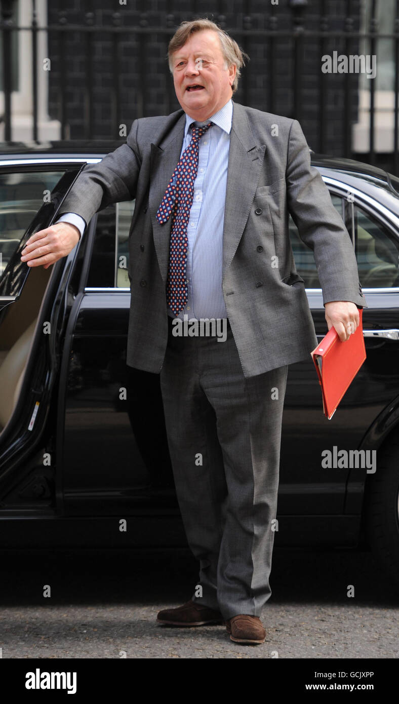 Justizminister Ken Clarke kommt heute Morgen zur Kabinettssitzung in der Downing Street. Stockfoto