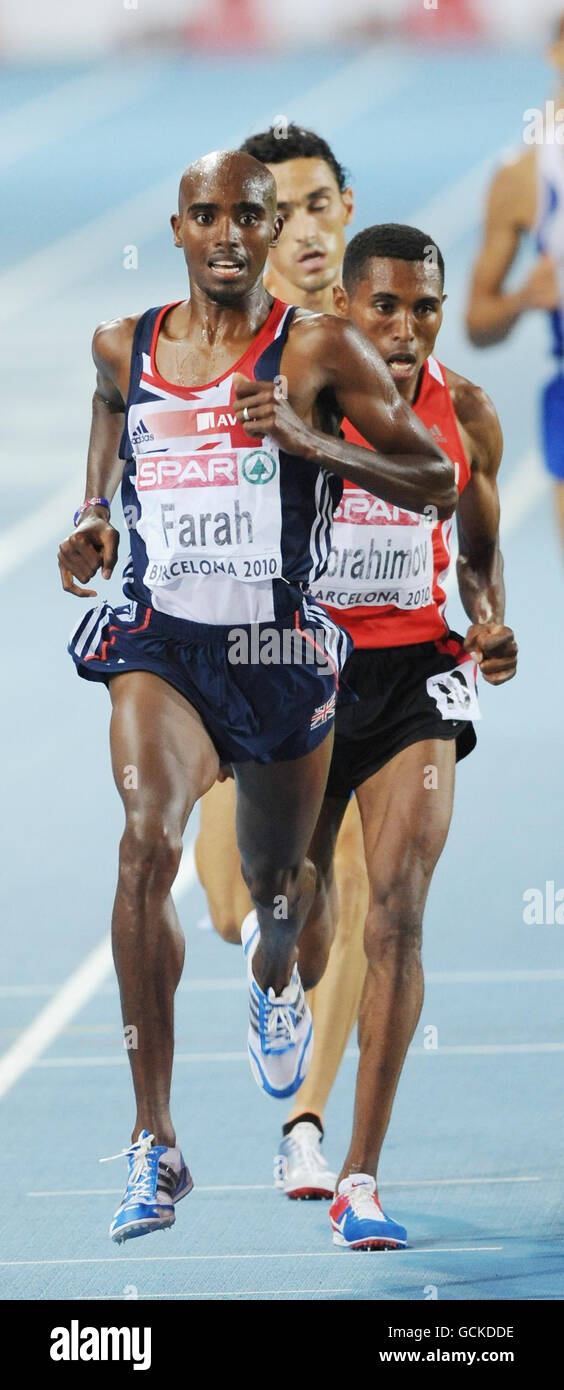 Der Brite Mo Farah gewinnt am fünften Tag der Europameisterschaft im Olympiastadion in Barcelona, Spanien, die 5000 Meter der Männer. Stockfoto