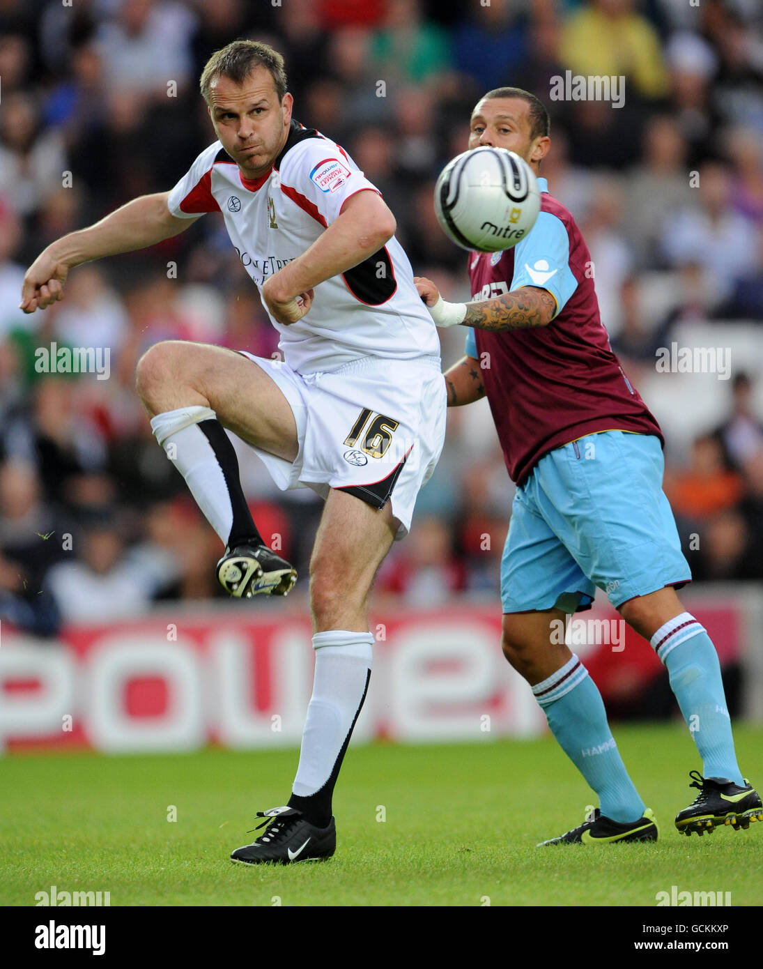 Fußball - Pre Season freundlich - Milton Keynes Dons V West Ham United - Stadion: mk Stockfoto