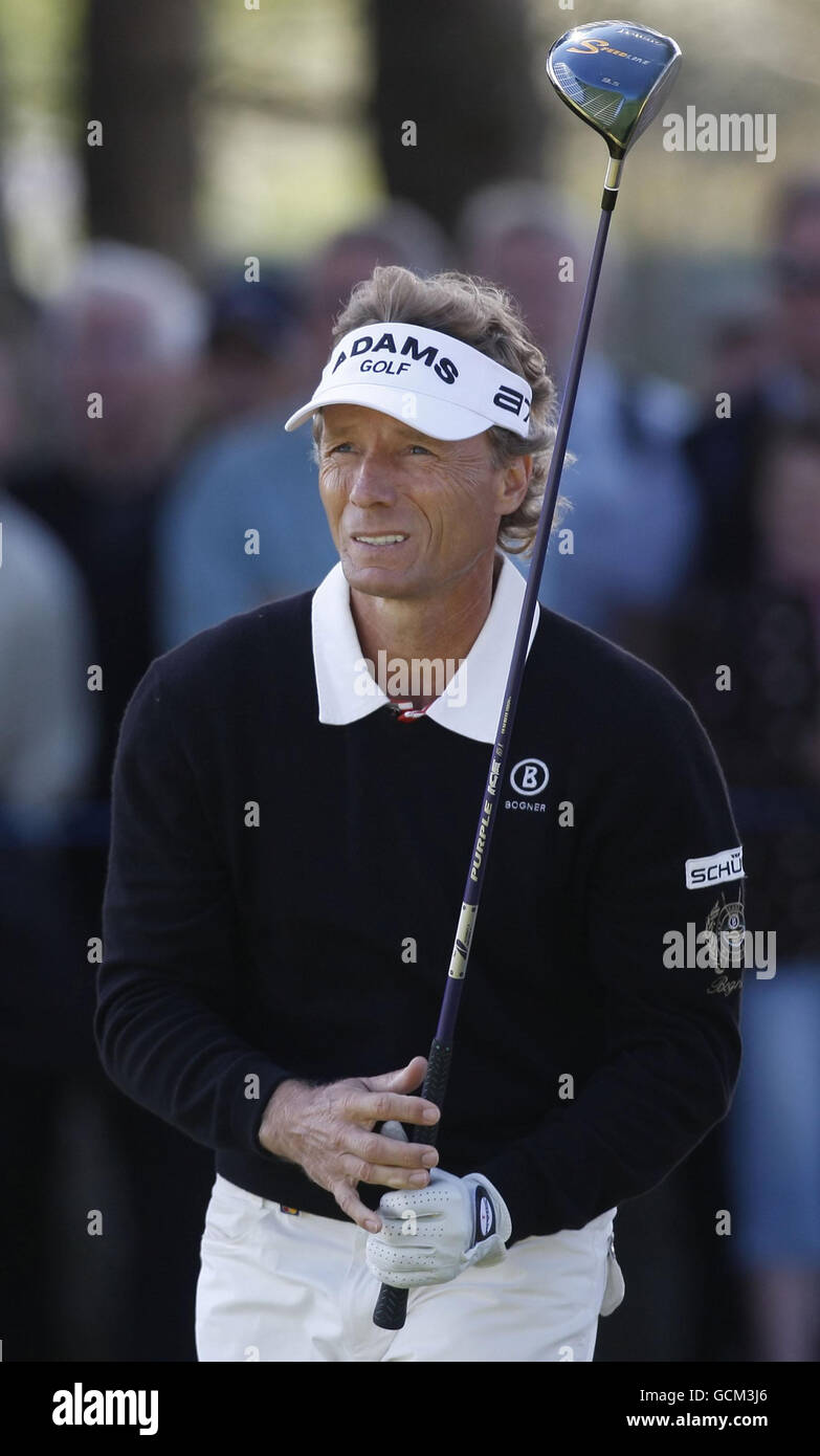 Deutschlands Bernhard langer auf dem 10. Loch während der British Senior Open im Carnoustie Golf Club, Angus. Stockfoto
