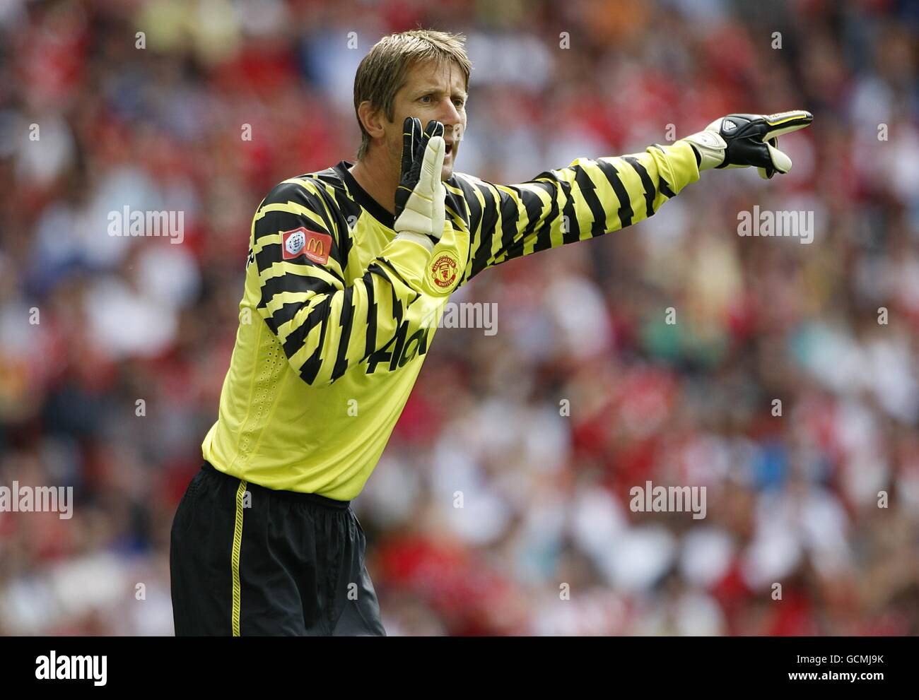 Fußball - FA Community Shield - Chelsea / Manchester United - Wembley Stadium. Edwin Van der Sar, Torwart von Manchester United Stockfoto