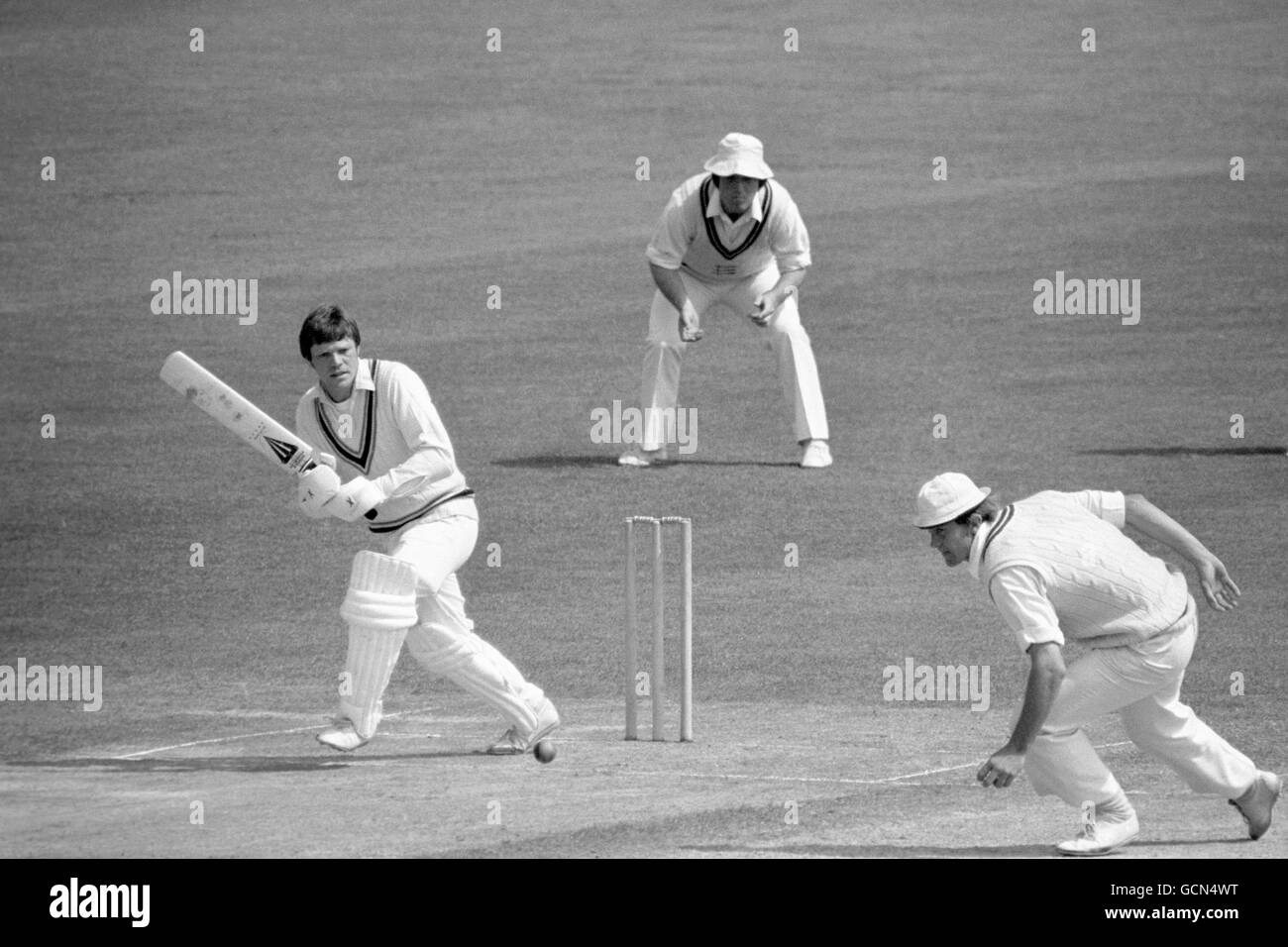 Cricket - Benson und Hedges Cup - Middlesex / Leicestershire - Lord's. Barry Dudleston, Leicestershire, Schlagstöcke Stockfoto