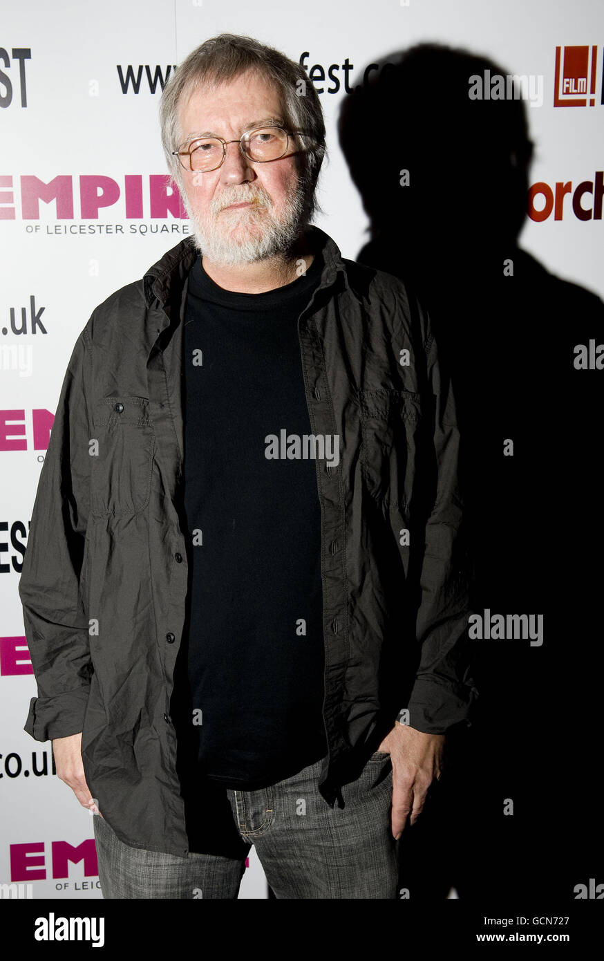 Toby Hooper, der Regisseur von Poltergeist und The Texas Chainsaw Massacre, nimmt an einer Icon Q&A Session Teil, während der Film4 Frightfest Saison im Empire Kino in London. Stockfoto