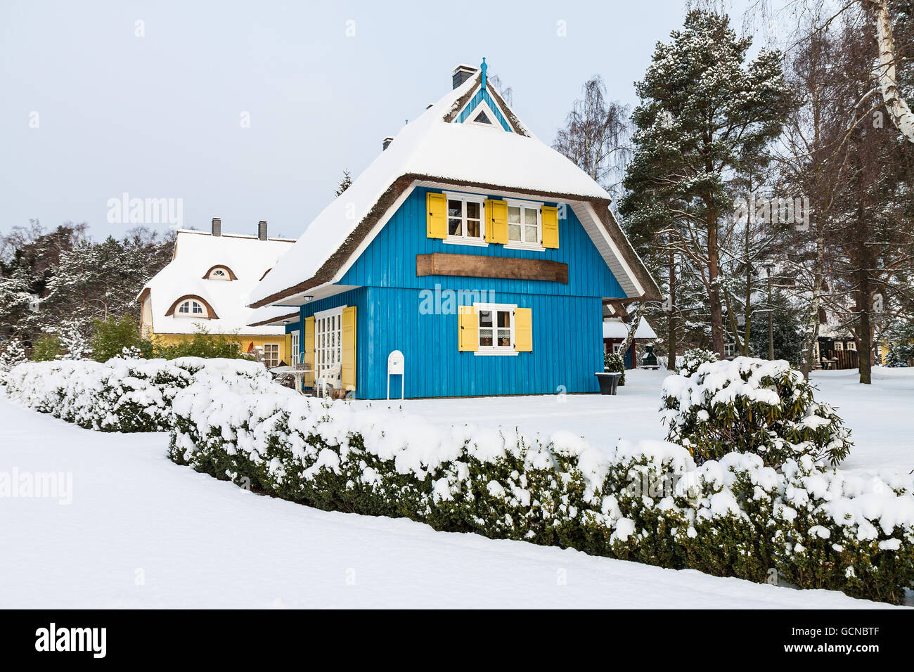 Gebäude in Born (Deutschland) im winter Stockfoto