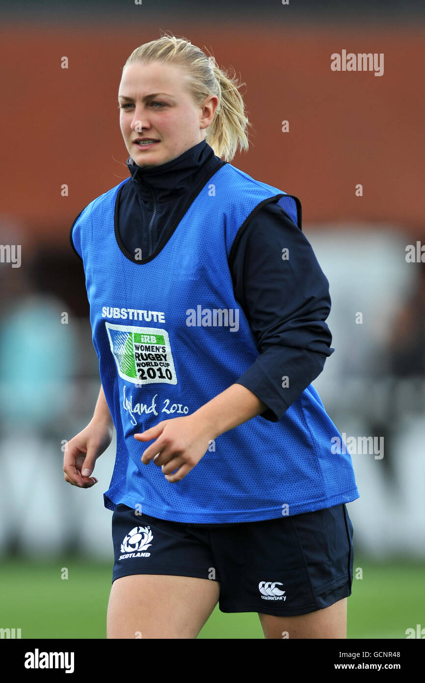 Rugby Union - IRB Women's World Cup - Tag zwei - Pool C - Frankreich - Schottland - Surrey Sports Park. Stephanie Johnston, Schottland Stockfoto