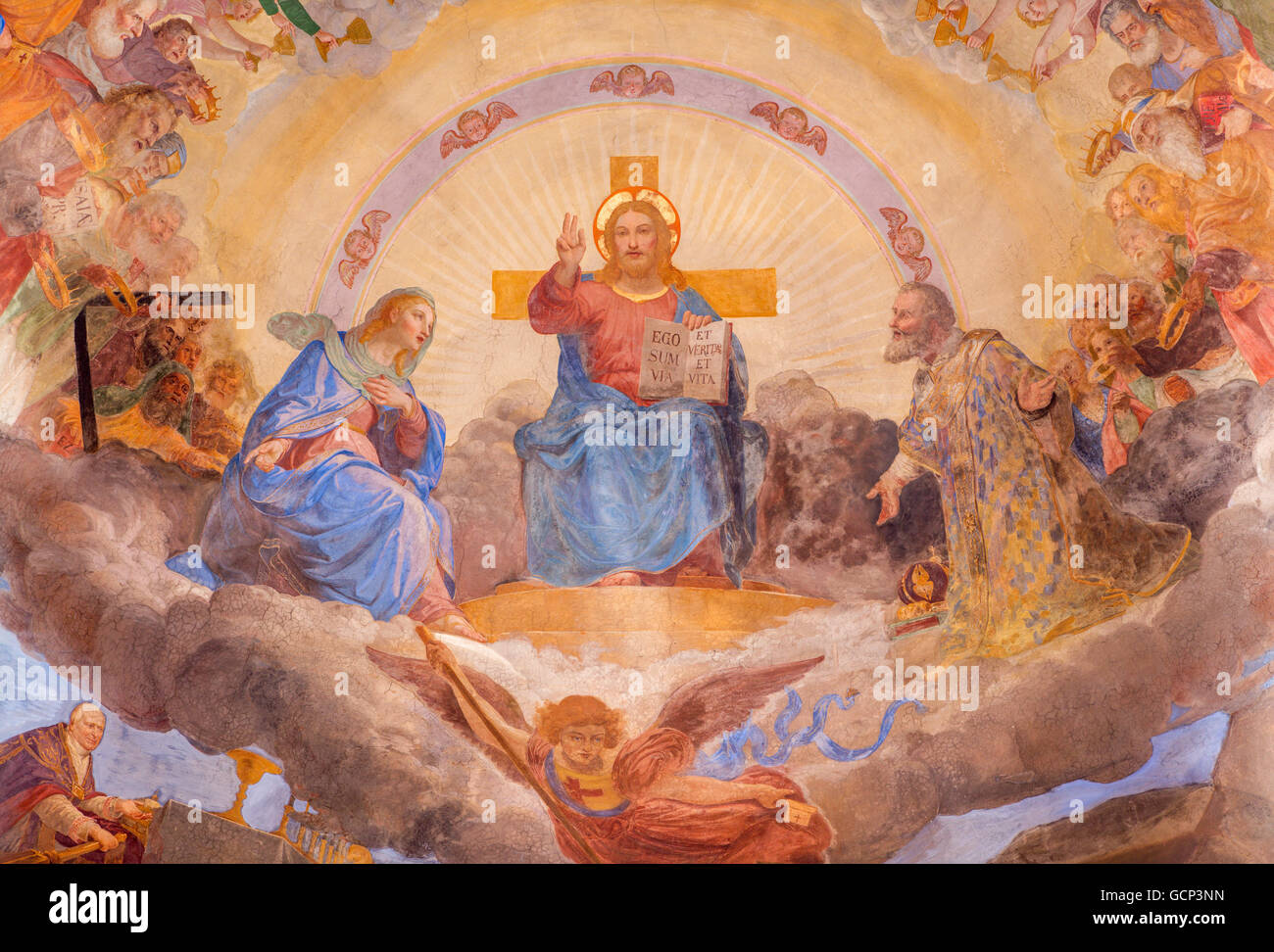 Rom, Italien - 11. März 2016: Das Fresko der Christus in Herrlichkeit in der Kirche Basilica di San Nicola in Carcere von Vincenzo Pasqualoni Stockfoto