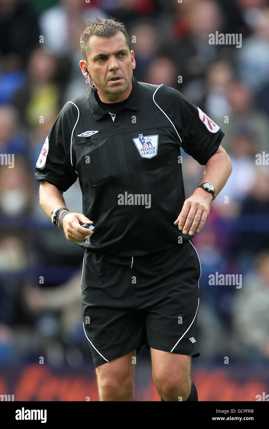 Fußball - Barclays Premier League - Bolton Wanderers gegen Manchester United - Reebok Stadium. Schiedsrichter Phil Dowd Stockfoto