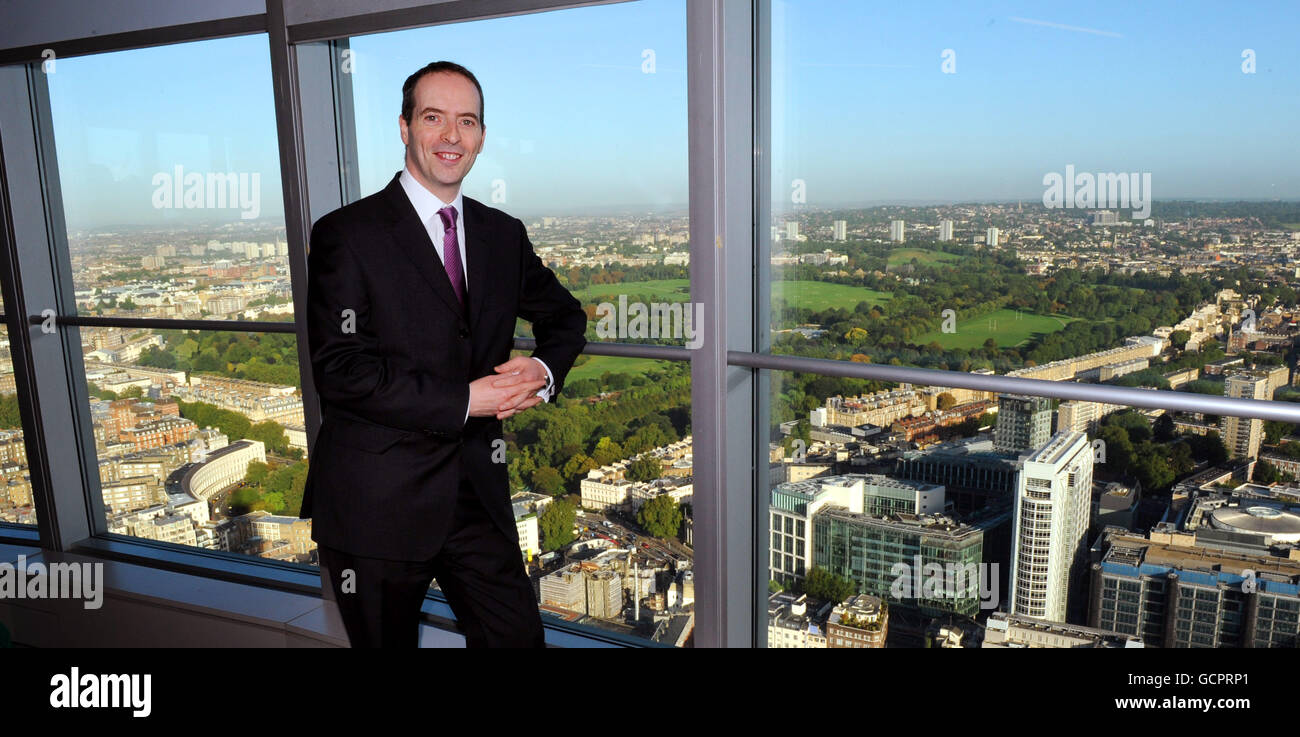 Ian Livingstone, CEO von BT, nimmt an einem Business in the Community (BITC)-Frühstück Teil, das im Anschluss an das erste Jahr der Work Inspiration-Kampagne im BT Tower in London stattfand. Stockfoto