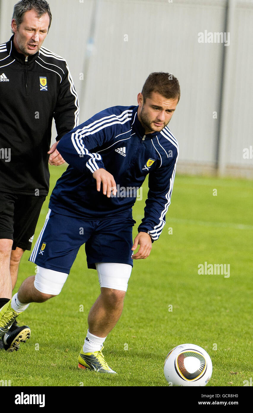 Fußball - UEFA Euro 2012 - Qualifikation - Gruppe I - Tschechien V Schottland - Schottland-Training - Strathclyde Homes Stadion Stockfoto