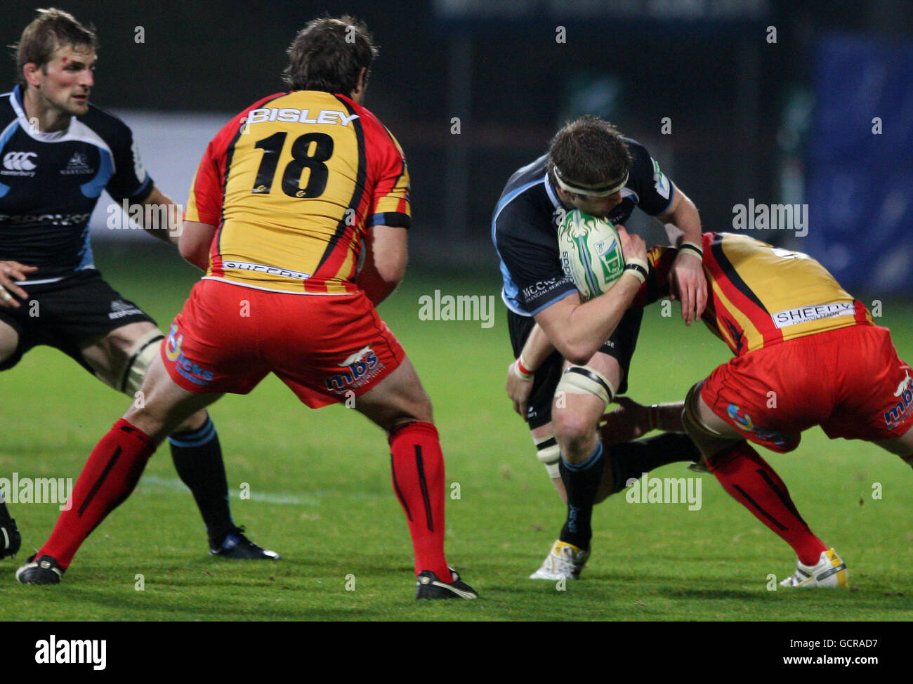 Richie Vernon von Glasgow Warriors (2. Rechts) in Aktion während des Heineken Cup, Spiel am Pool 6 in der Firhill Arena, Glasgow. Stockfoto
