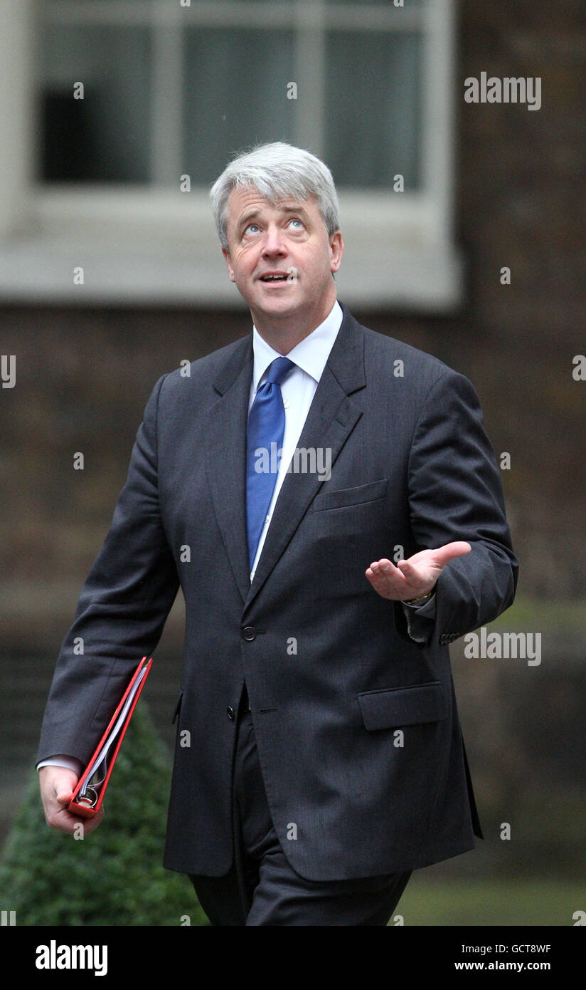 Der Gesundheitsminister Andrew Lansley kommt heute Morgen zu einer Kabinettssitzung in der Downing Street in London an. Stockfoto