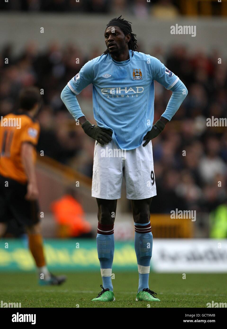 Fußball - Barclays Premier League - Wolverhampton Wanderers gegen Manchester City - Molineux. Emmanuel Adebayor von Manchester City ist niedergeschlagen Stockfoto