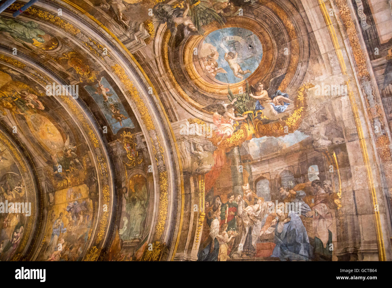 Verziert, die bemalte Decke der Siege Kapelle unserer lieben Frau, Valletta, Malta Stockfoto