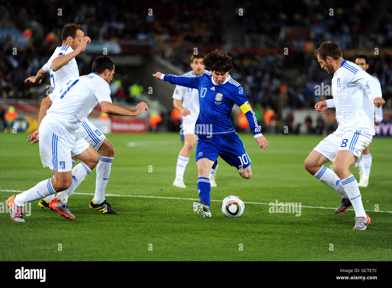 Fußball - FIFA Fußball-Weltmeisterschaft Südafrika 2010 - Gruppe B - Griechenland gegen Argentinien - Peter Mokaba. Argentiniens Leo Messi in Aktion. Sequenz 6 von 7 Stockfoto