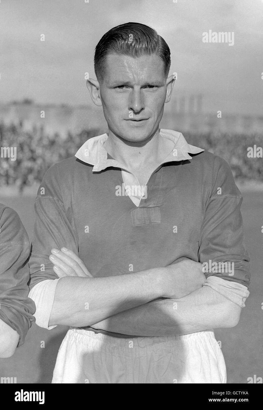 Fußball - League Division Three South - Northampton Town Football Club Photocall - County Ground. Ben Collins, Northampton Town FC Stockfoto