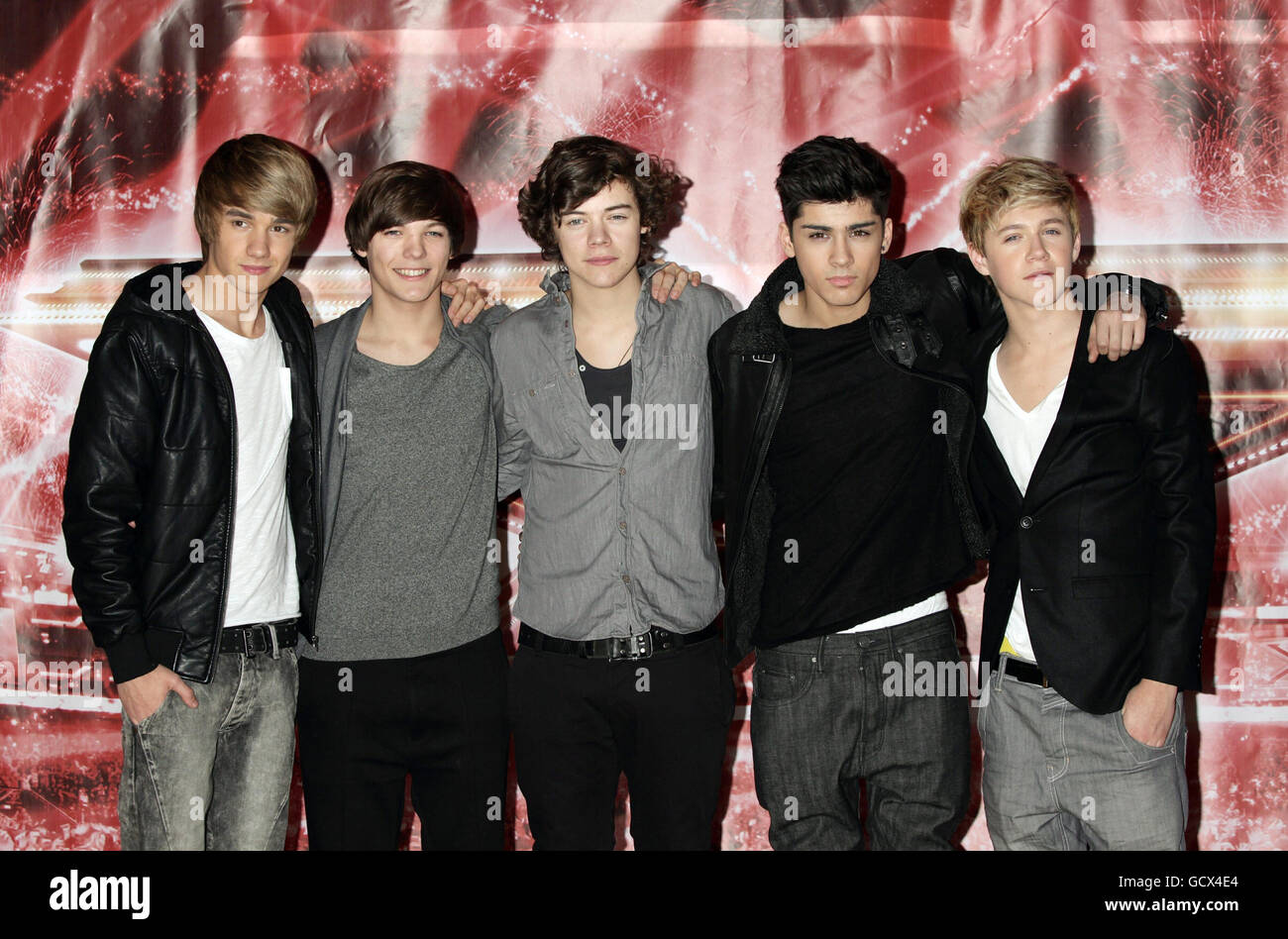 One Direction (von links nach rechts) Liam Payne, Louis Tomlinson, Harry Styles, Zayn Malik und Niall Horan bei einer Pressekonferenz zu X Factor im Connaught Hotel im Zentrum von London. Stockfoto