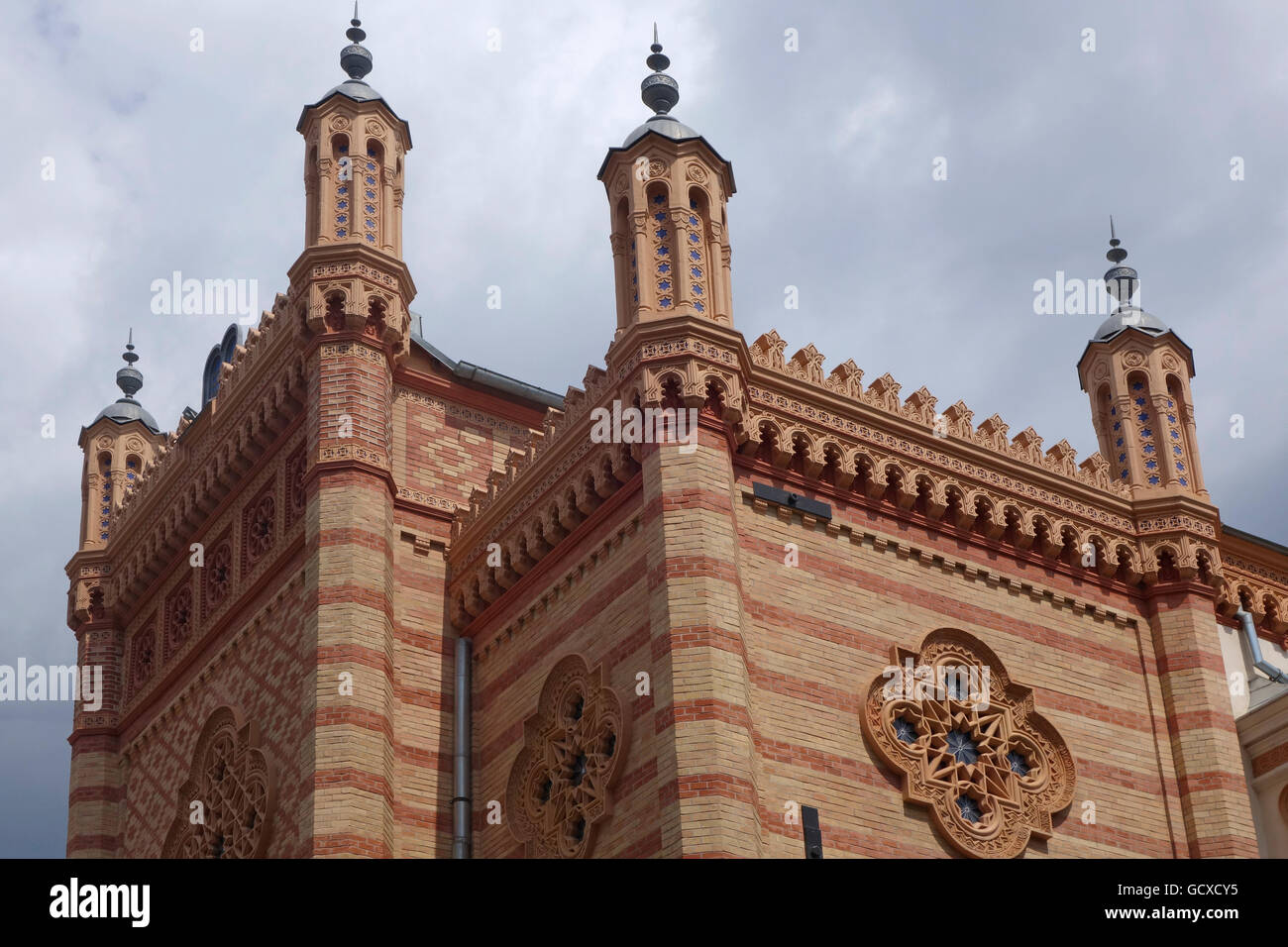 Fassade des restaurierten Choraltempel eine Synagoge gebaut im Jahre 1867 durch die ultrarechten Legionäre verwüstet, aber nach dem zweiten Weltkrieg im Jahre 1945 restauriert. Bukarest, Rumänien Stockfoto
