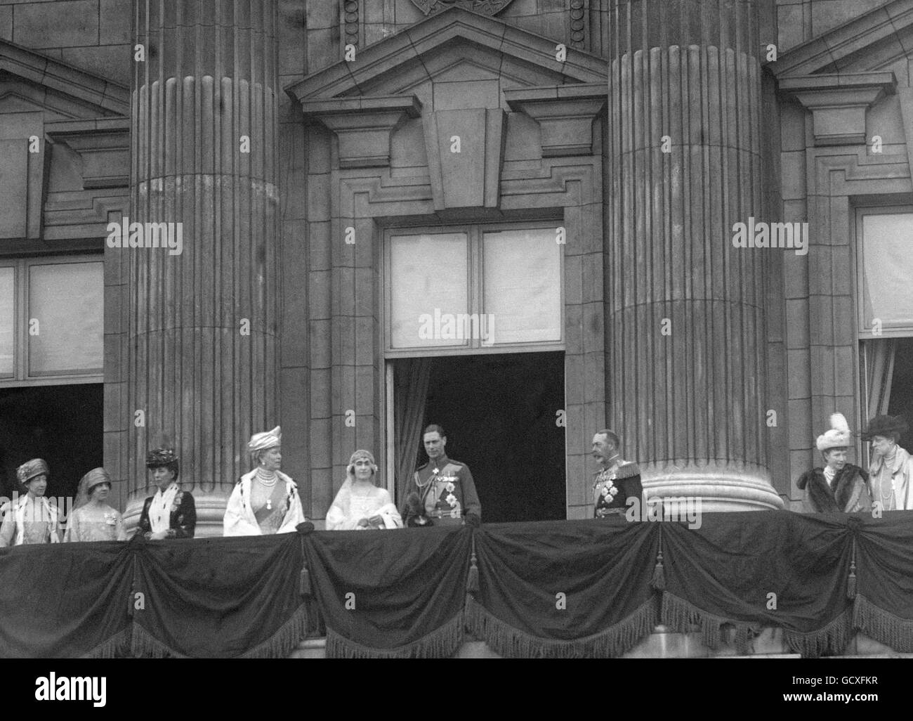 Royalty - Prinz Albert, Herzog von York und Lady Elizabeth Bowes-Lyon Hochzeit - London Stockfoto