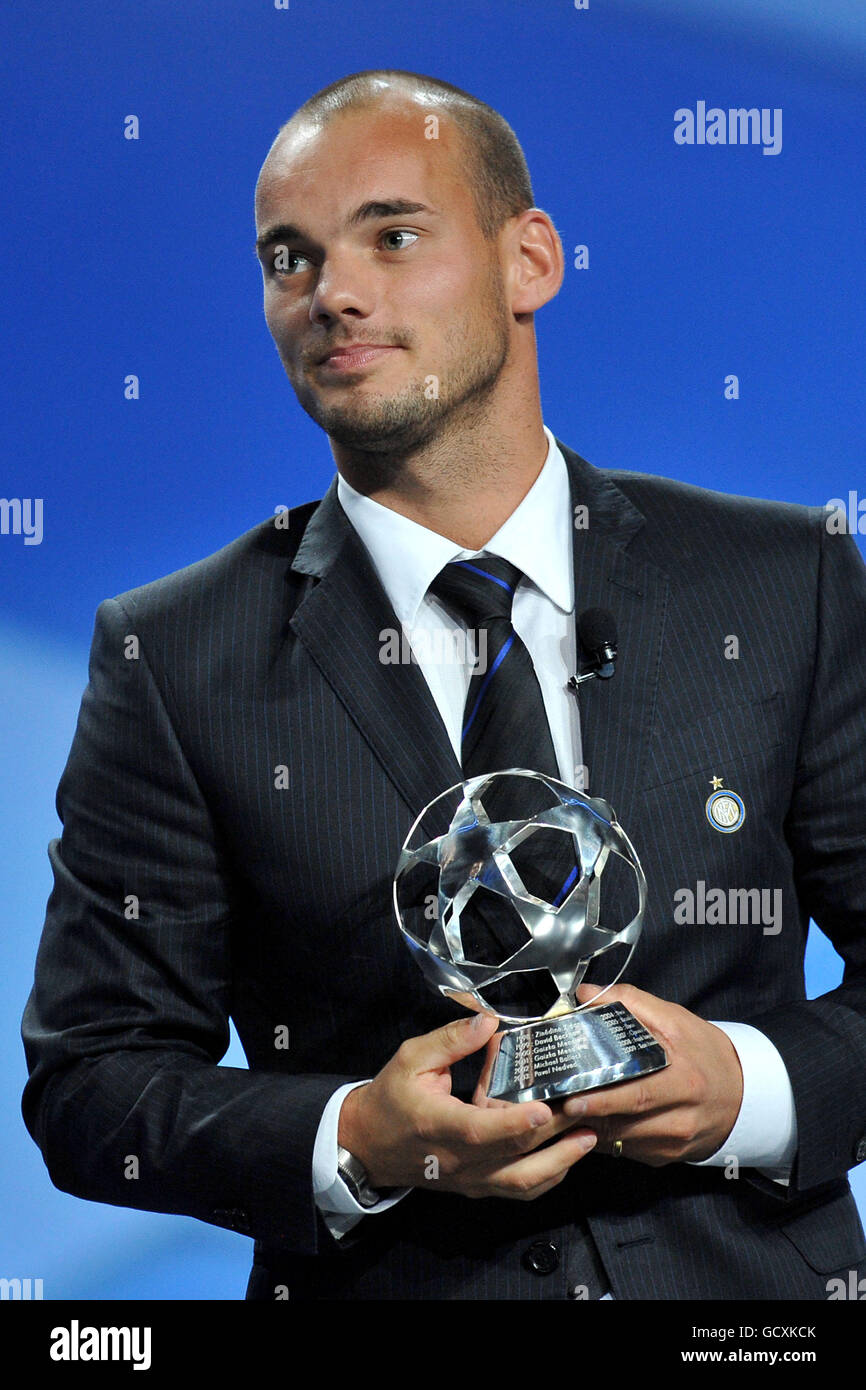 Fußball - UEFA Champions League Unentschieden - Grimaldi Forum. Inter Mailands Wesley Sneijder, UEFA Midfield Spieler des Jahres Stockfoto