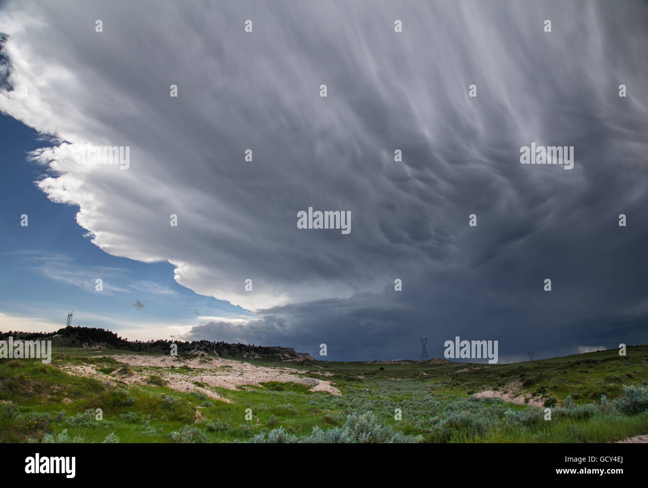 Gewitterwolken über der Hochebene von Wyoming. Stockfoto