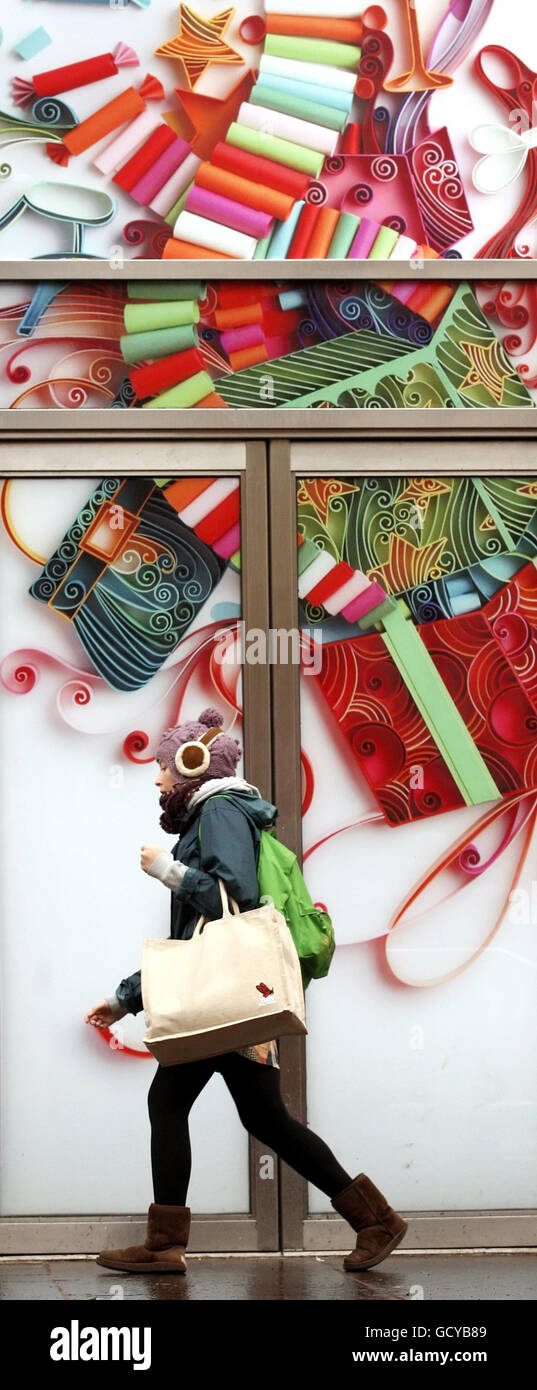 Shopper auf der Buchanan Street in Glasgow am letzten Wochenende vor Weihnachten. Stockfoto